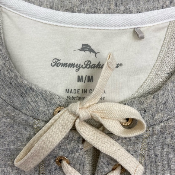 Tommy Bahama gold fleck sweater top. Size Medium - Picture 5 of 11